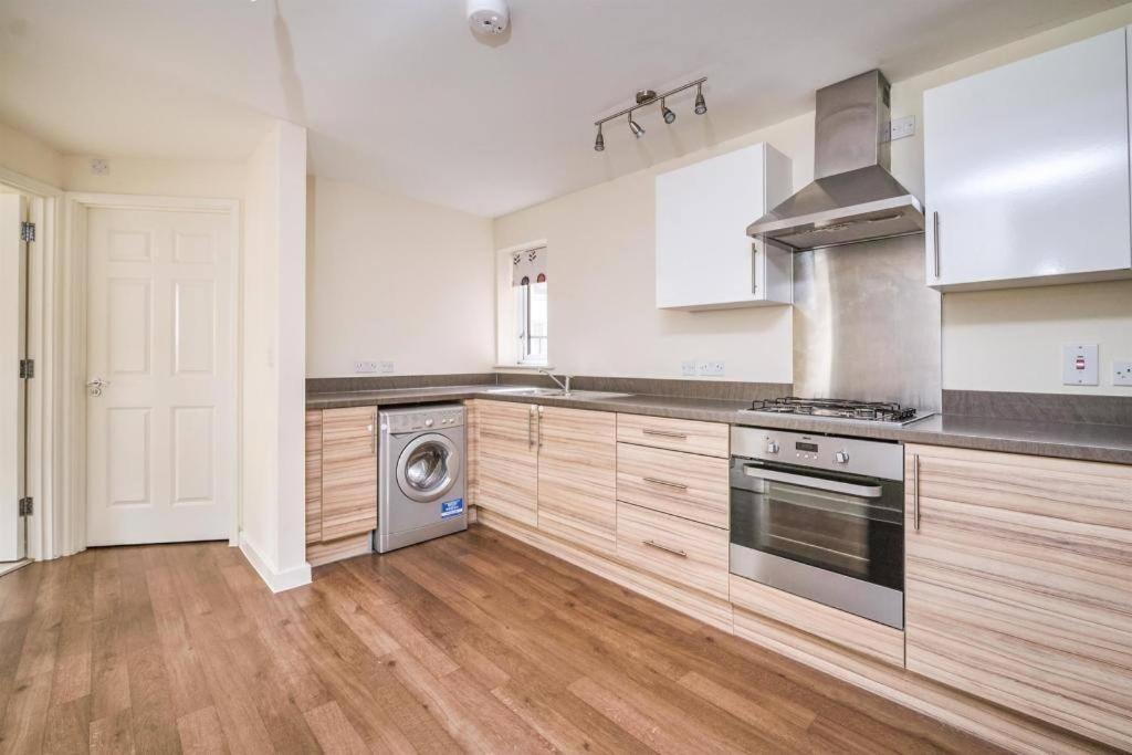 Sianavi Apartments Kettering Bagian luar foto